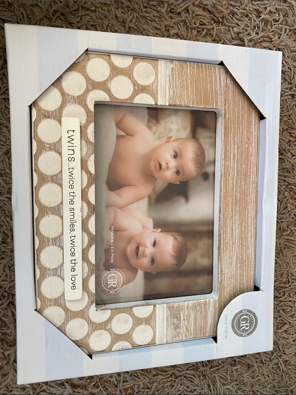 Twins Photo Frame - Cream and Tan Decorative Wooden Frame 4x6